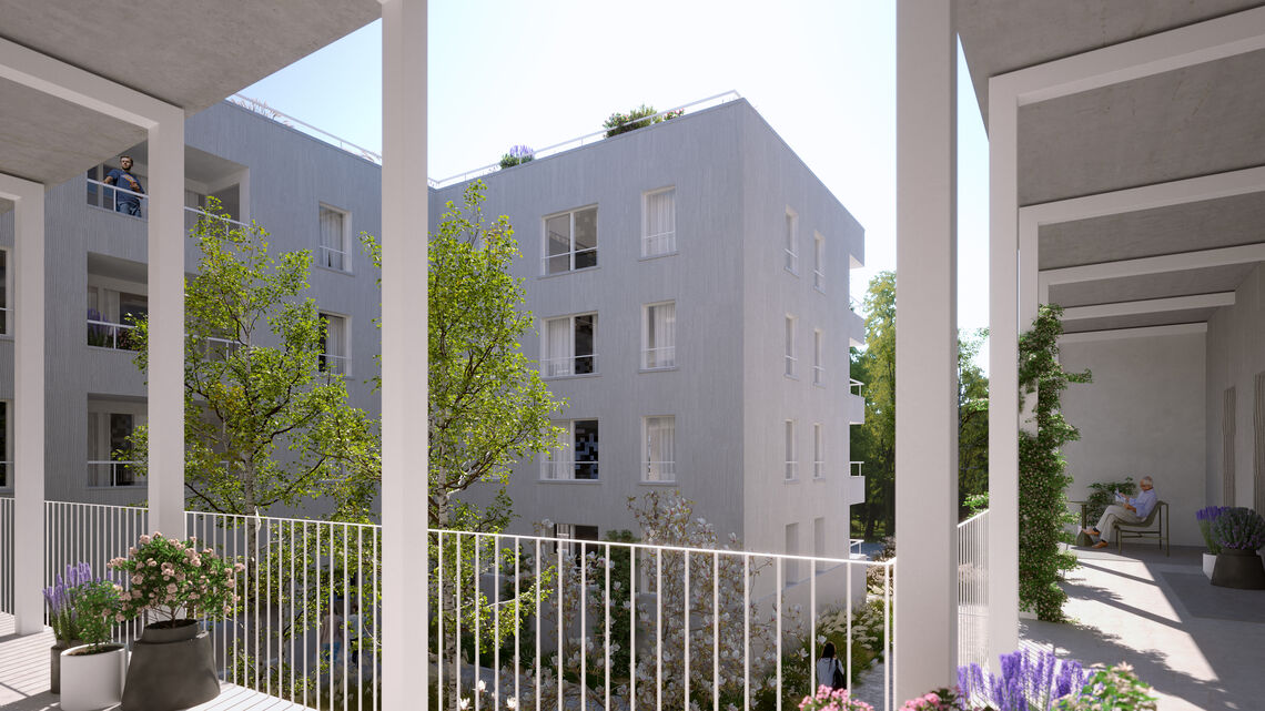 Visualisierung eines Innenhofs einer neuen Wohnhausanlage, Blick von einer Pawlatschen aus. Weiße Wände, begrünter Hof.